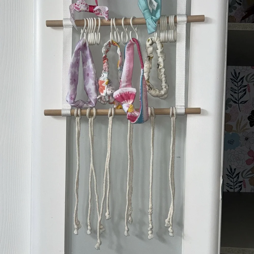 Girls headband and clip bows holder display